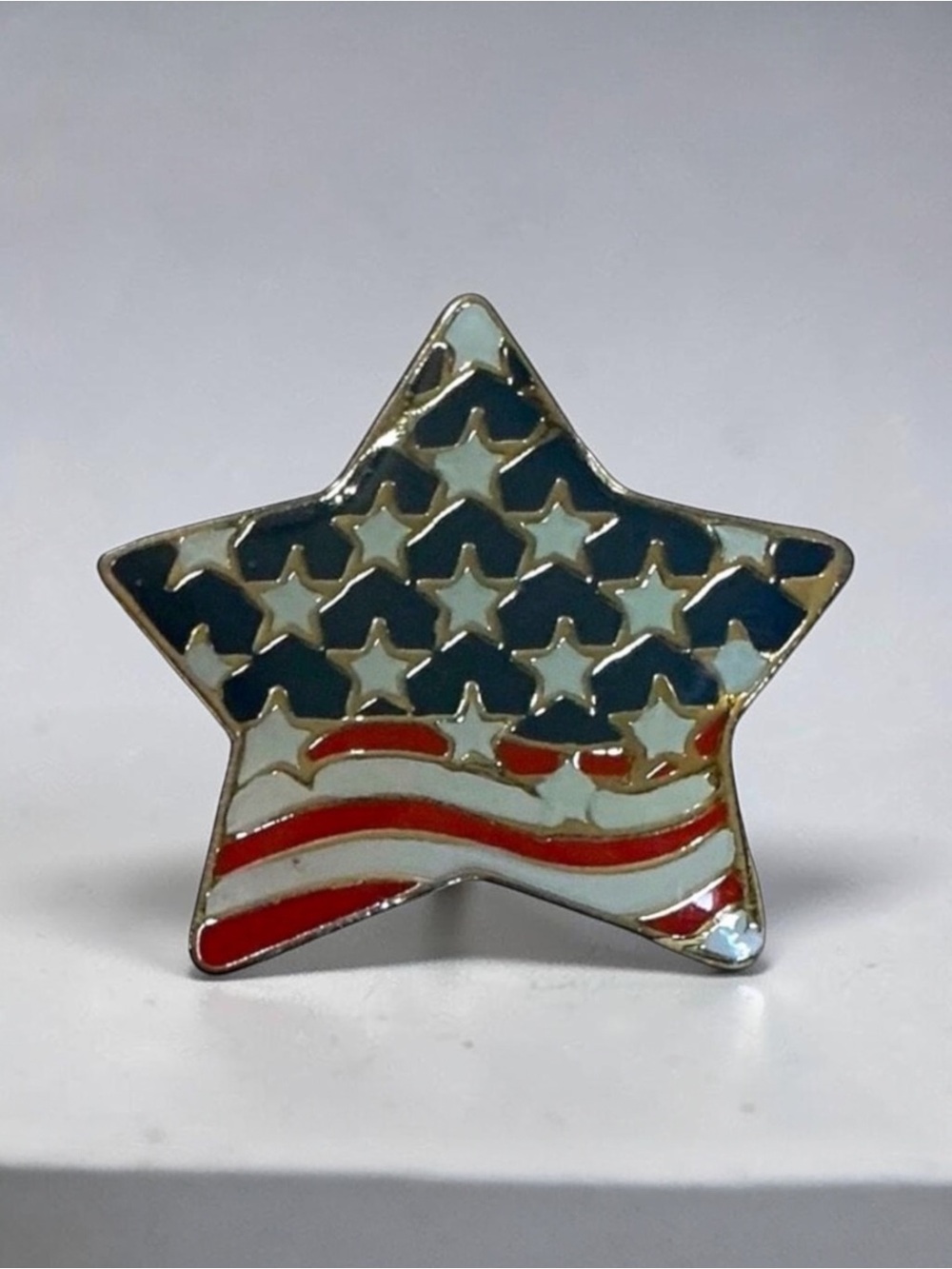 Vintage American Flag Star Stars and Stripes Lapel Pin